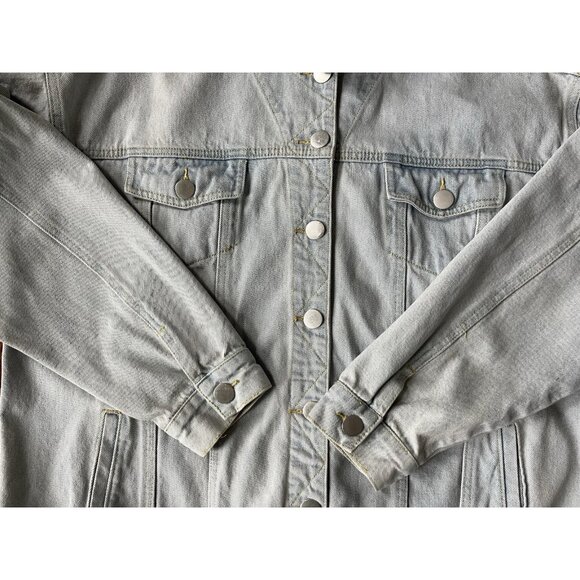 VICI Light Wash Denim Jacket Women’s Casual Button Front Distressed Jean Coat - Picture 8 of 10